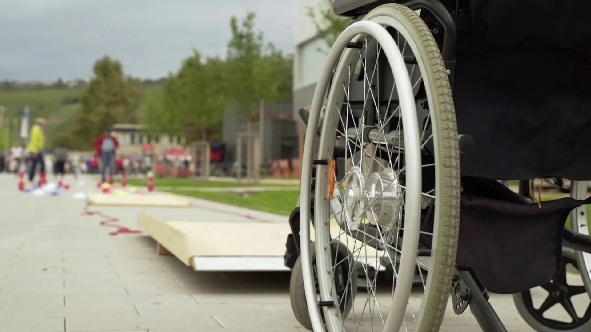 Rollstuhlsportler beim inklusiven Sportevent in Esslingen